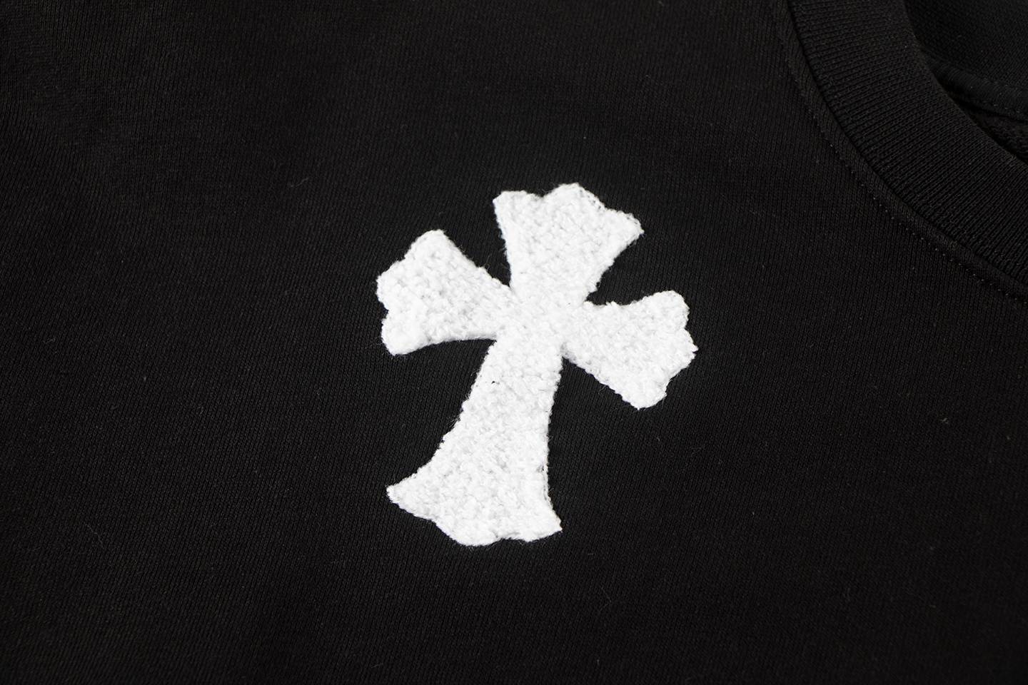 Chrome Hearts Men's Long-Sleeve T-shirtSweatshirt TQ32